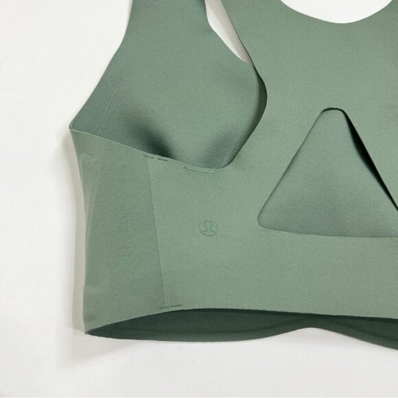 Lululemon NWT Go Further Bra with Support Code Technology Grey Eucalyptus - Picture 6 of 9